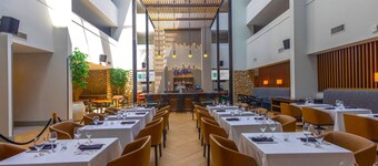 Embassy Suites by Hilton Philadelphia Valley Forge