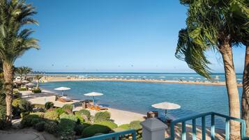 Vue sur la plage/lâocĂ©an