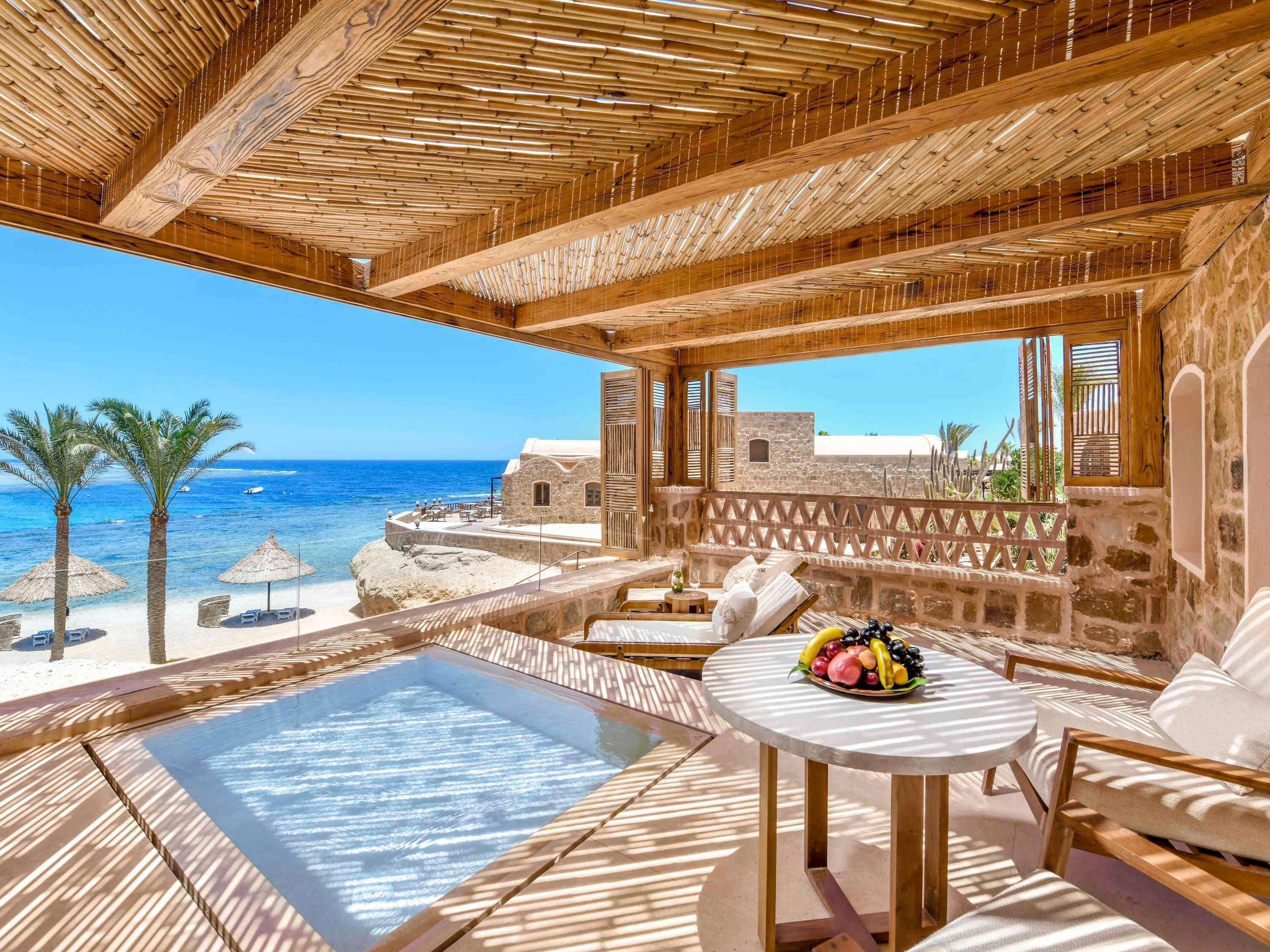 Junior Suite, 1 Queen Bed, Sea View | Hypo-allergenic bedding, minibar, in-room safe, blackout curtains