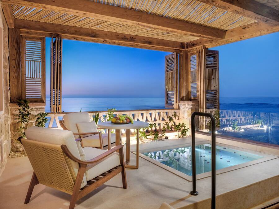 Junior Suite, 1 Queen Bed, Sea View | Terrace/patio