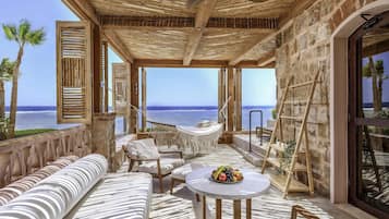 Nubian Suite Sea view | Ropa de cama hipoalergénica y minibar