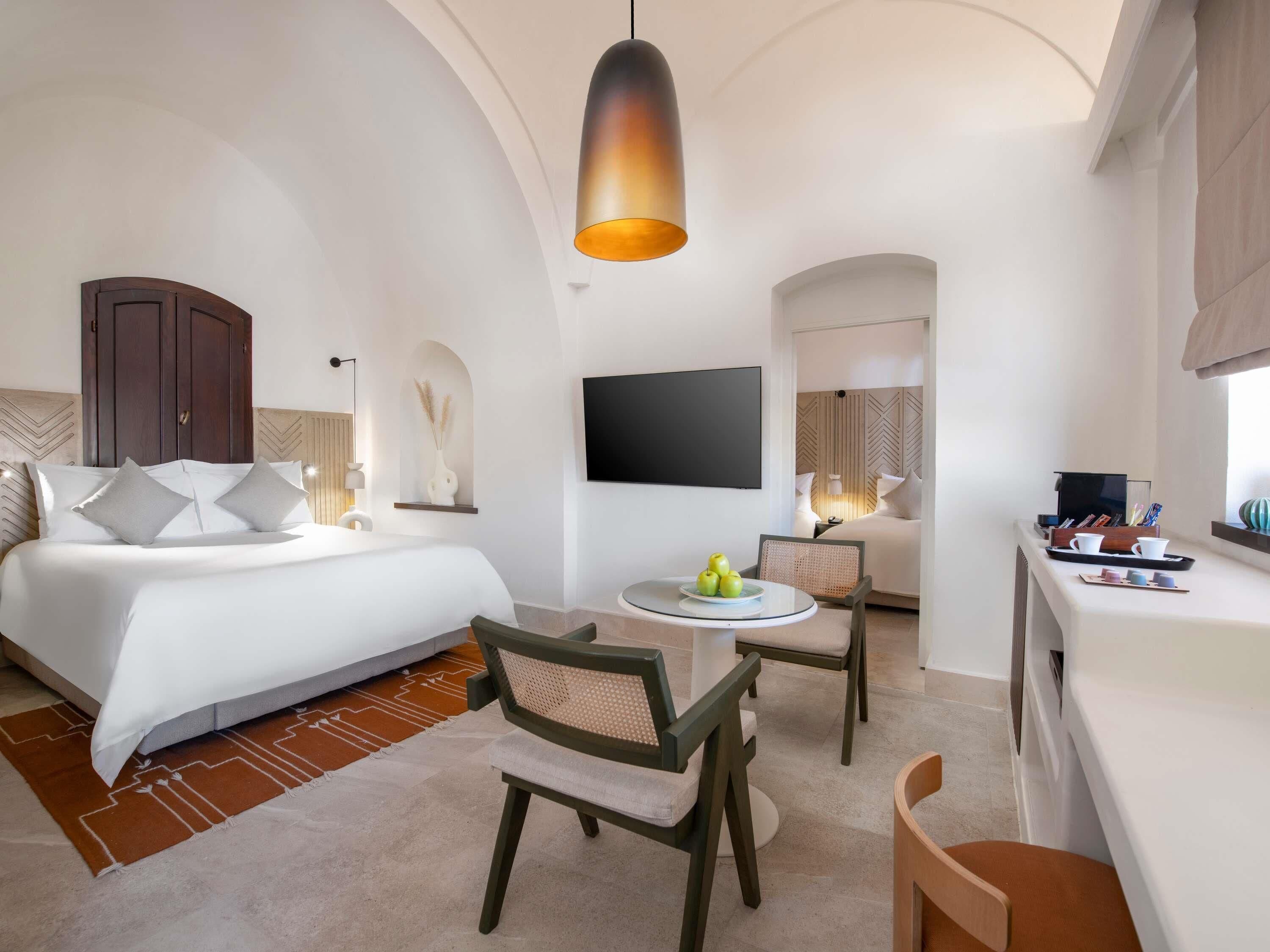 Allergitestet sengetøy, minibar, safe på rommet og blendingsgardiner