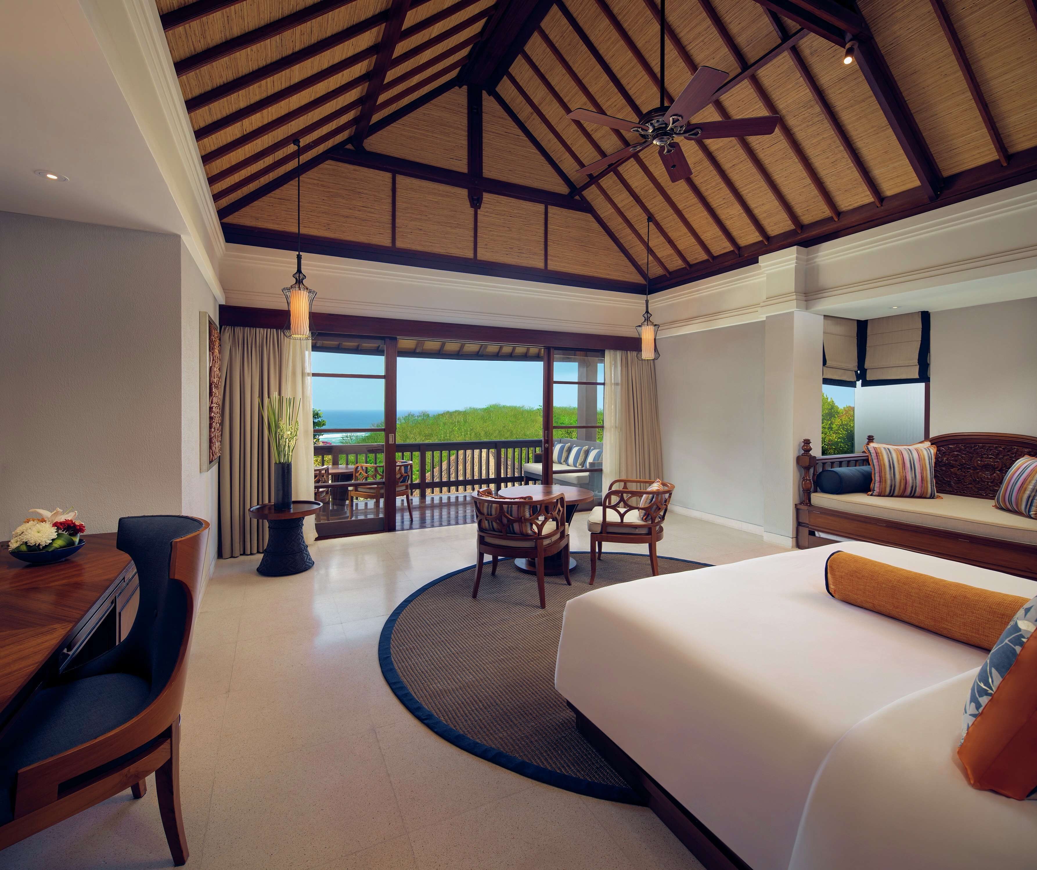 Presidential Villa, 3 Bedrooms | Minibar, in-room safe, individually decorated, individually furnished