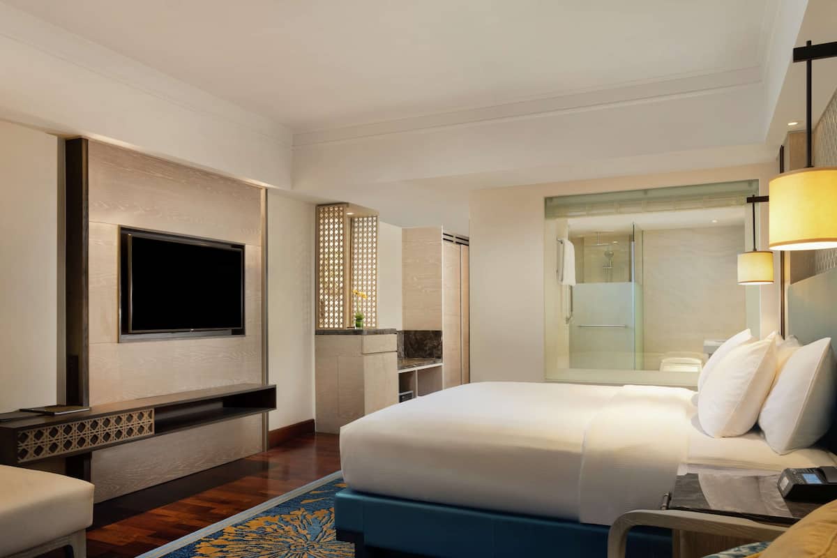 2 bedrooms, minibar, in-room safe, individually decorated