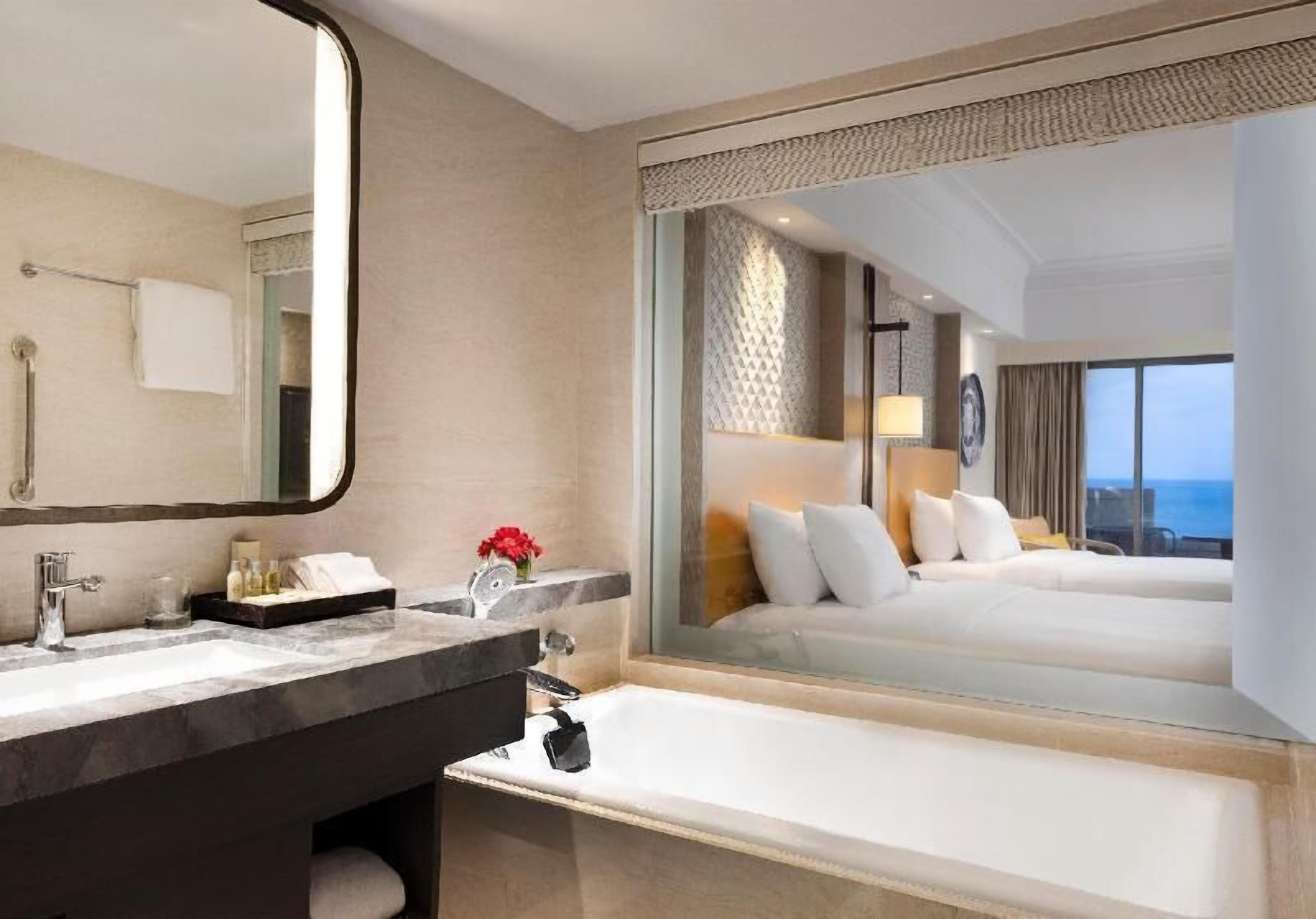 Bagno | Vasca e doccia separate, set di cortesia gratuito, asciugacapelli