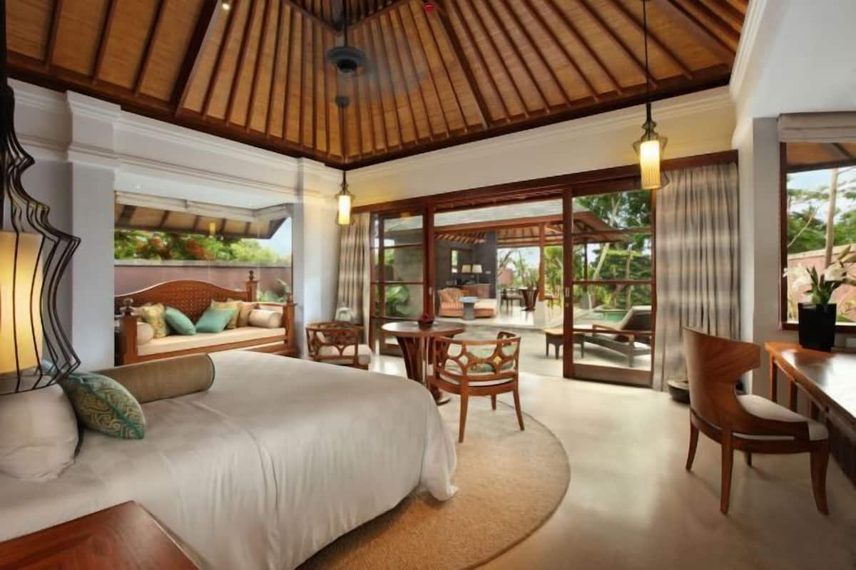 2 bedrooms, minibar, in-room safe, individually decorated