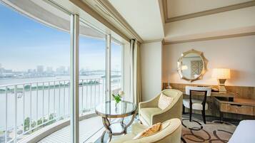 King Premium Deluxe Room - Non-Smoking - 40sqm | View from room