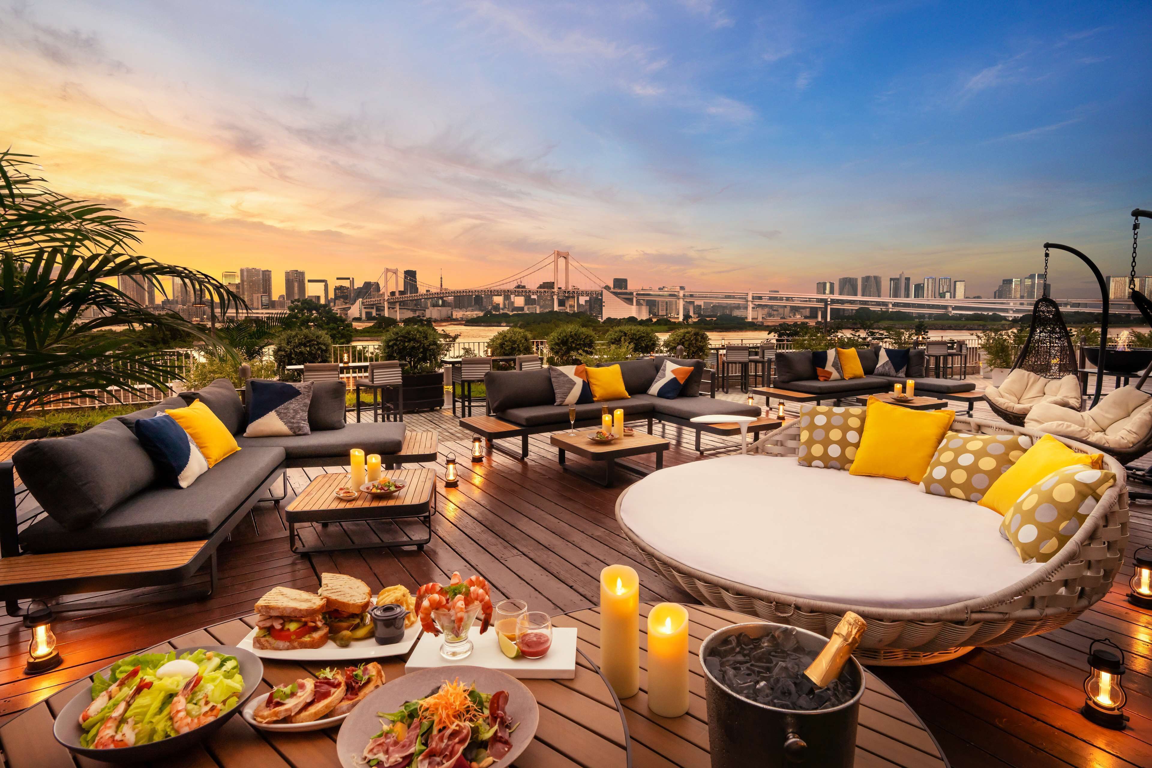 4 restaurants, breakfast, lunch, dinner served; japanese cuisine