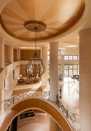 Lobby - Hilton Tokyo Odaiba (Tokyo)