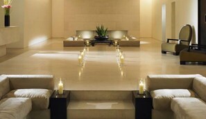 Lobby - The Hempel Hotel (London)