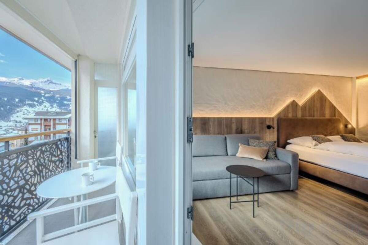 Superior Double Room Eiger View With Balcony