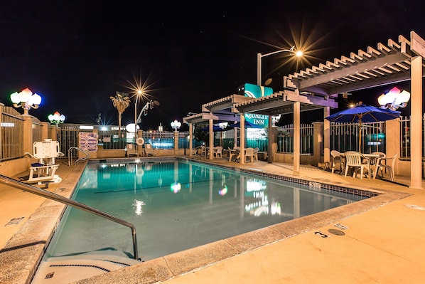 Seasonal outdoor pool
