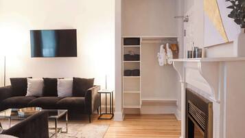 ์ฑ
์, ๋ค๋ฆฌ๋ฏธ/๋ค๋ฆฌ๋ฏธํ, ๋ฌด๋ฃ WiFi, ์นจ๋ ์ํธ