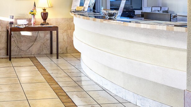 Reception - Budget Host Inn (Lebanon)