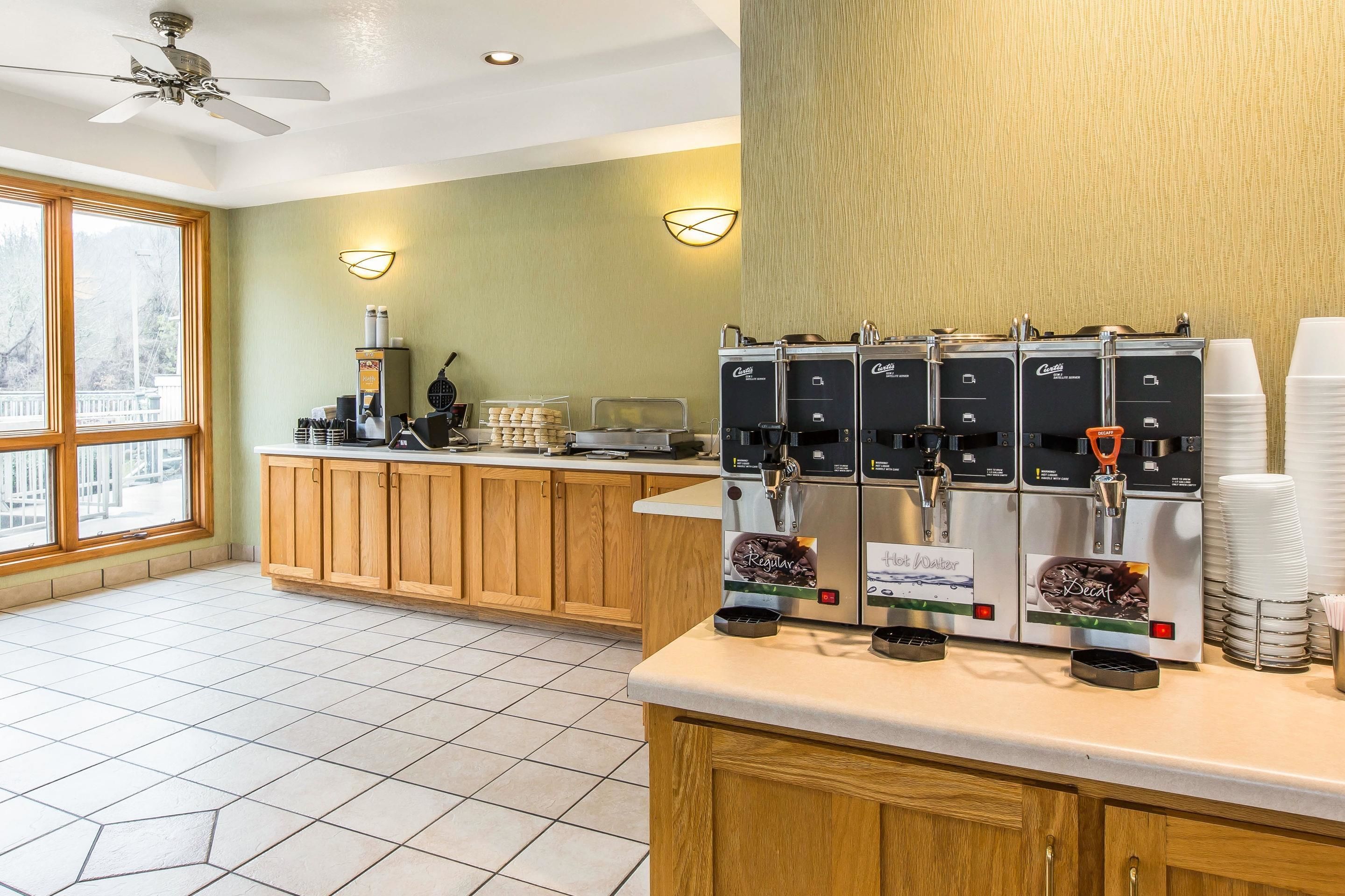 free daily self-service breakfast