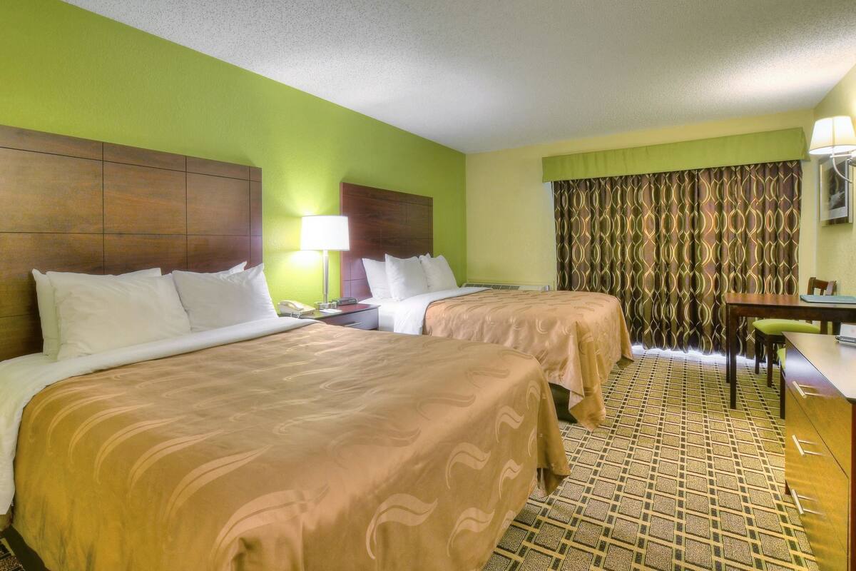 Soundproofing, iron/ironing board (on request), WiFi (free), bed sheets