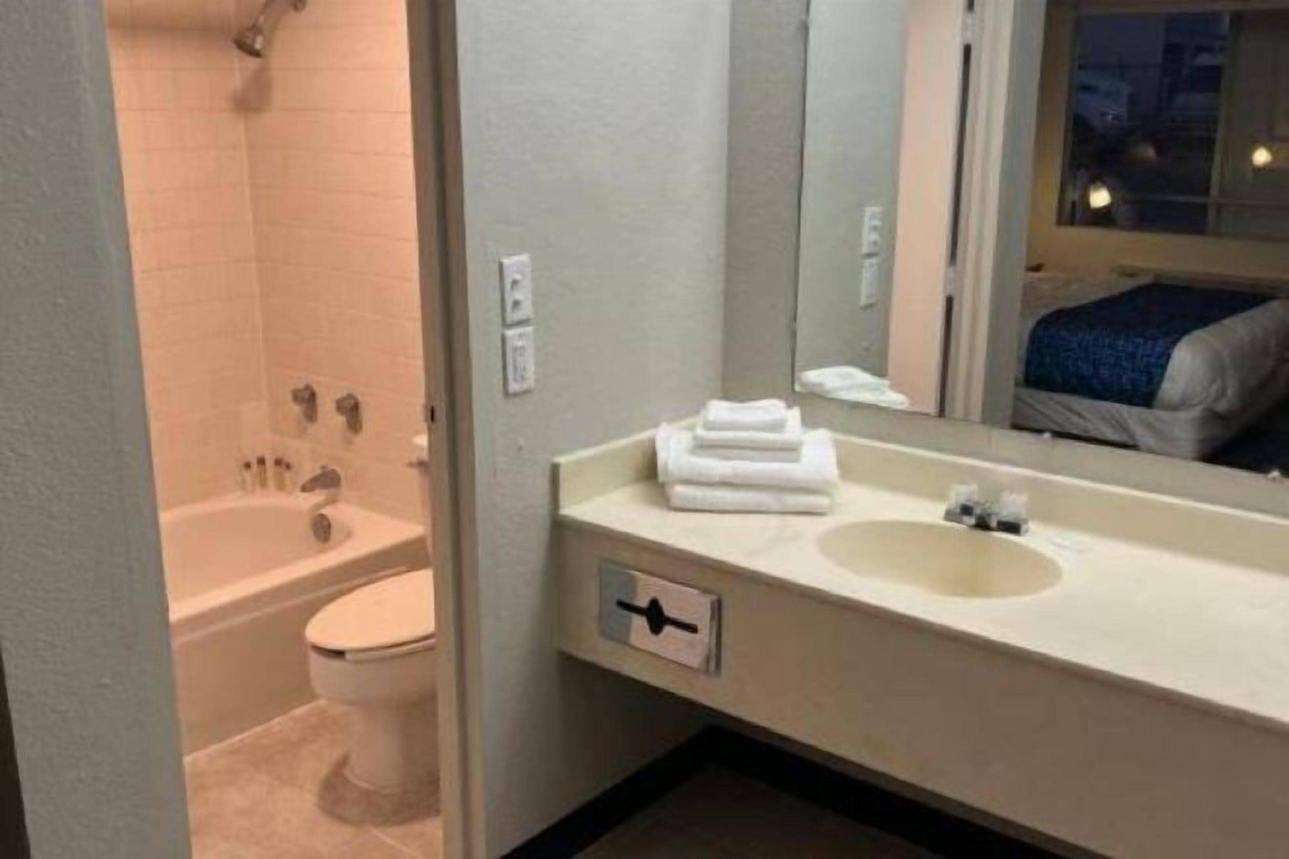 Bany | Assecador de cabells i tovalloles 