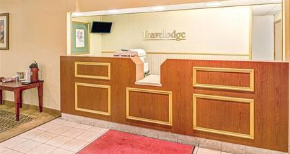 Travelodge by Wyndham Lincoln