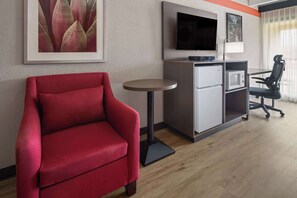 Chambre, 2 grands lits, non-fumeurs | Bureau, fer et planche à repasser, lits bébé (gratuits), Wi-Fi gratuit