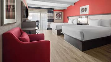 Huone, 2 keskisuurta parisänkyä, tupakointi kielletty | Työpöytä, silitysrauta/-lauta, ilmaiset vauvansängyt, ilmainen Wi-Fi