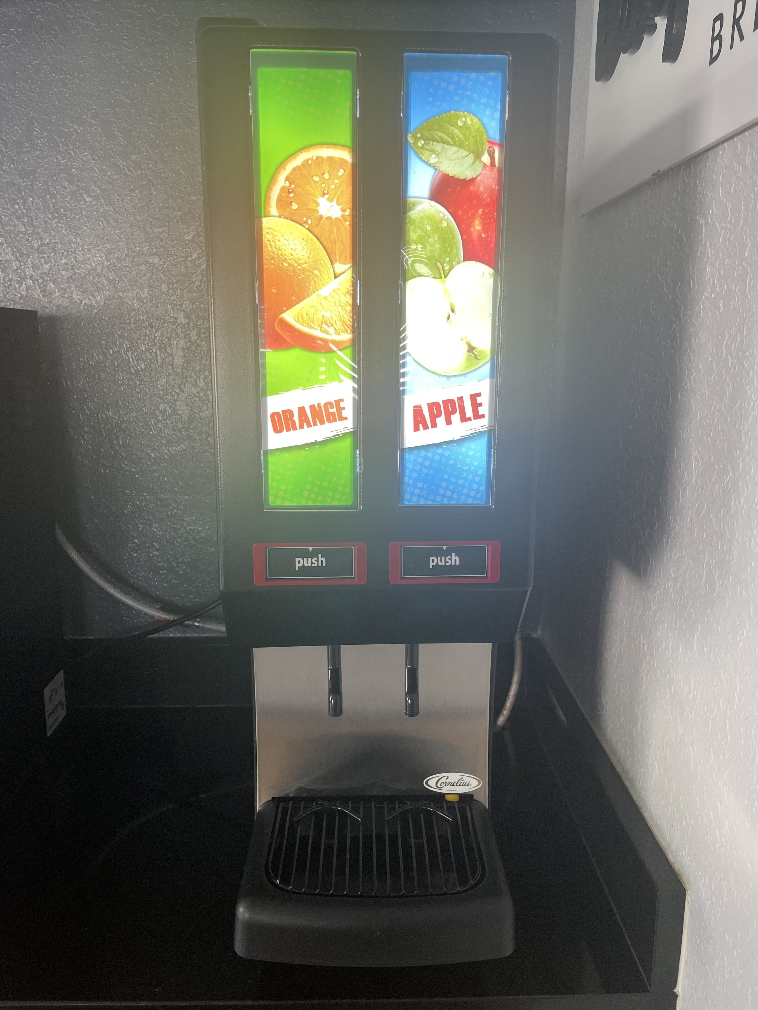 Photo - Days Inn by Wyndham Sarasota I-75