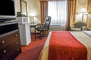 Pillowtop beds, in-room safe, desk, blackout drapes