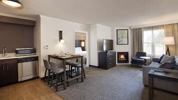 Egyptian cotton sheets, premium bedding, pillowtop beds