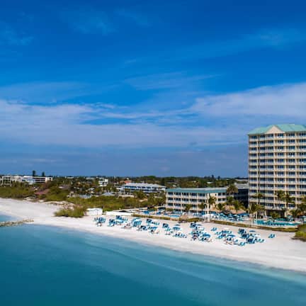 Private beach, white sand, beach cabanas, sun loungers