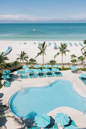 2 outdoor pools, sun loungers - Lido Beach Resort (Sarasota)