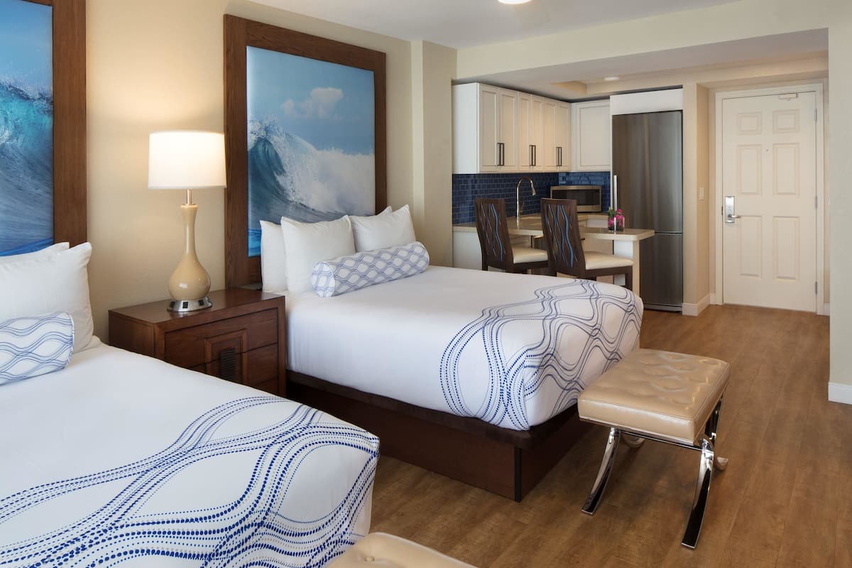 1 bedroom, premium bedding, in-room safe, desk