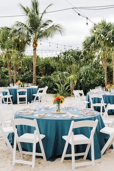 Outdoor wedding area at Lido Beach Resort