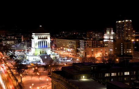 Sheraton Indianapolis City Centre Hotel - Image 4