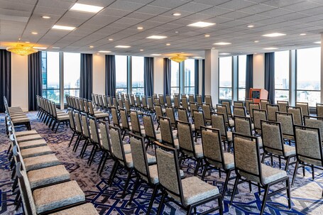 Sheraton Indianapolis City Centre Hotel - Image 103