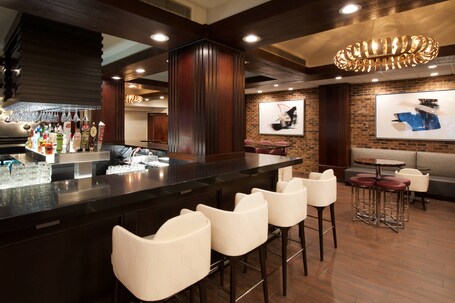 Sheraton Indianapolis City Centre Hotel - Image 10