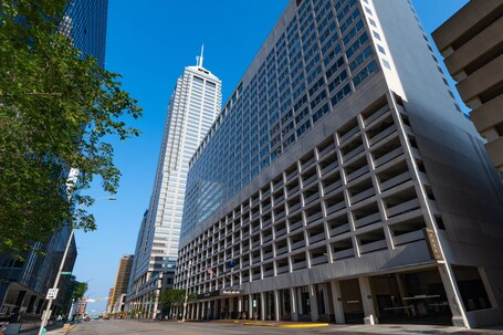 Sheraton Indianapolis City Centre Hotel - Image 49
