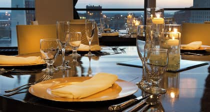 Sheraton Indianapolis City Centre Hotel