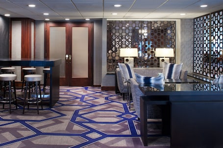 Sheraton Indianapolis City Centre Hotel - Image 15