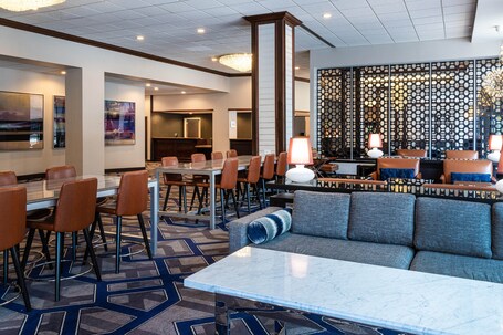 Sheraton Indianapolis City Centre Hotel - Image 50