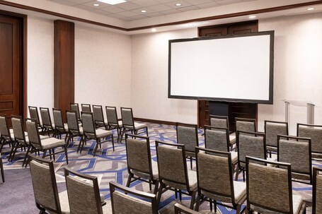 Sheraton Indianapolis City Centre Hotel - Image 96