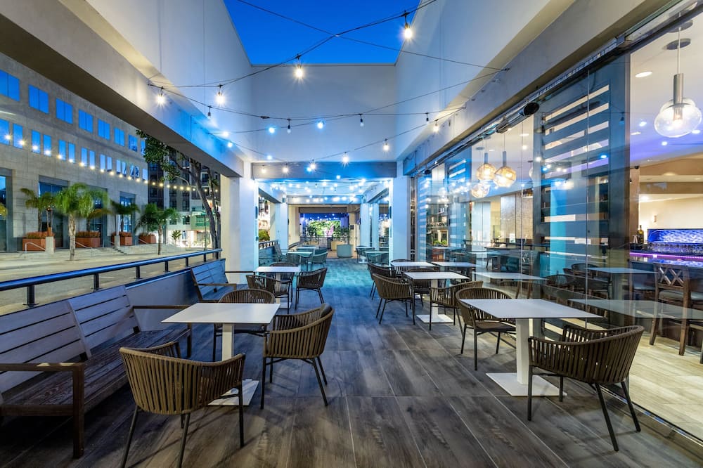 Crowne Plaza Los Angeles Harbor Hotel by IHG