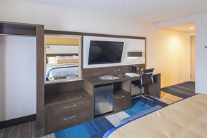 Premium bedding, down comforters, pillowtop beds, in-room safe