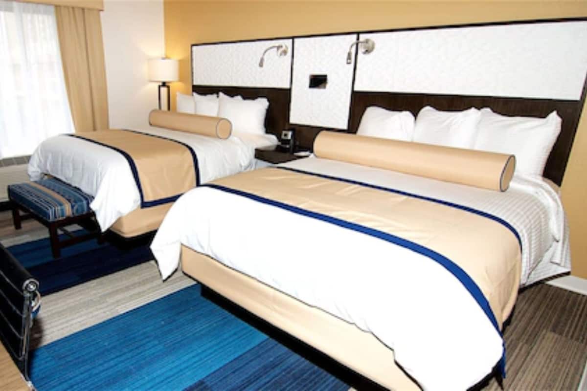 Ropa de cama de alta calidad, edredón y camas con pillow-top