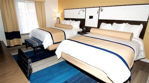 Hochwertige Bettwaren, Daunenbettdecken, Pillowtop-Betten, Zimmersafe