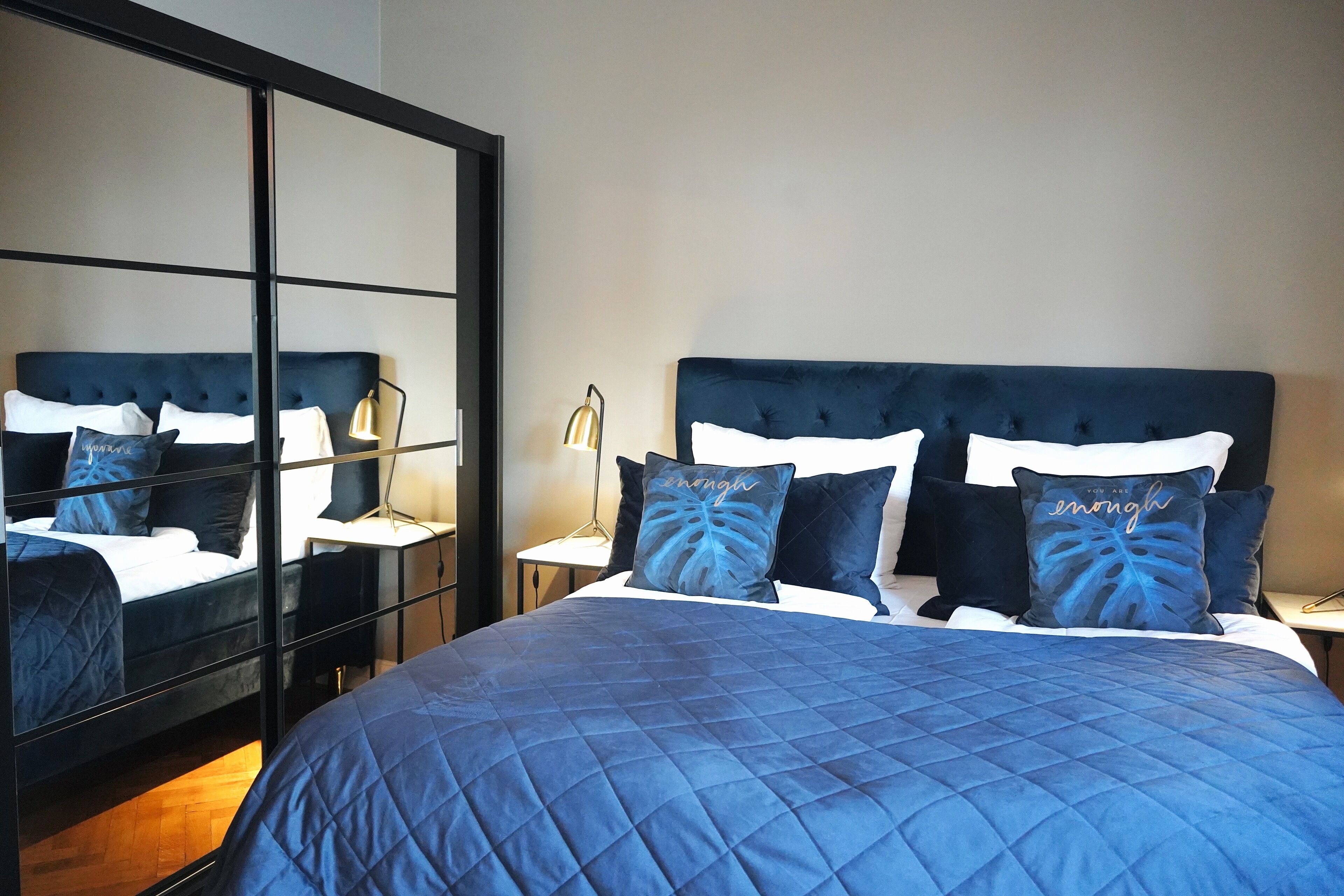 deluxe room, non smoking | iron/ironing board, free wifi, bed sheets