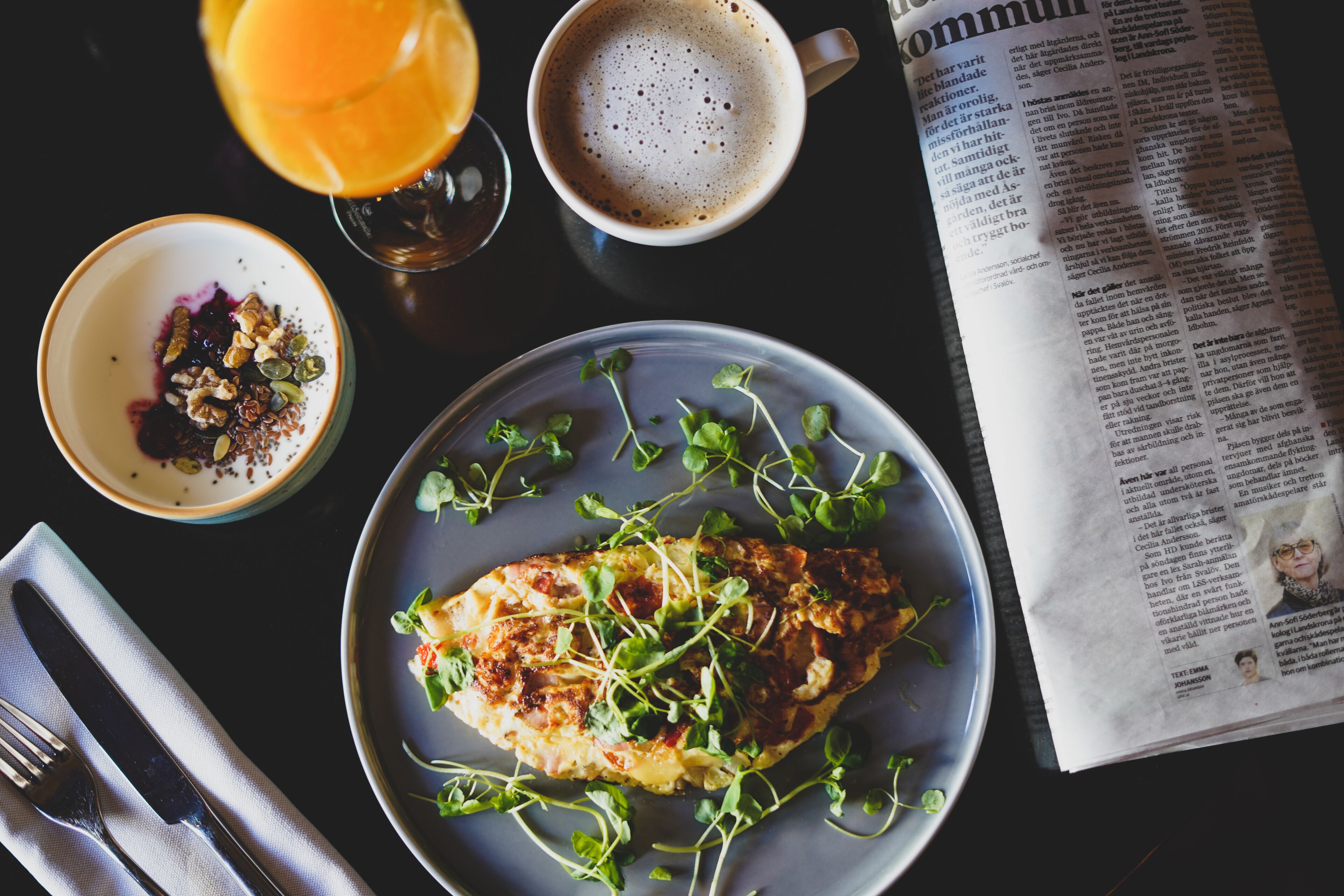 free daily full breakfast