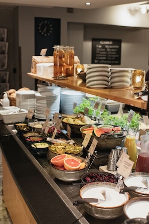 Free daily full breakfast