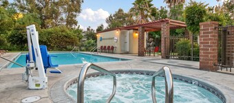Red Roof Inn Santa Ana