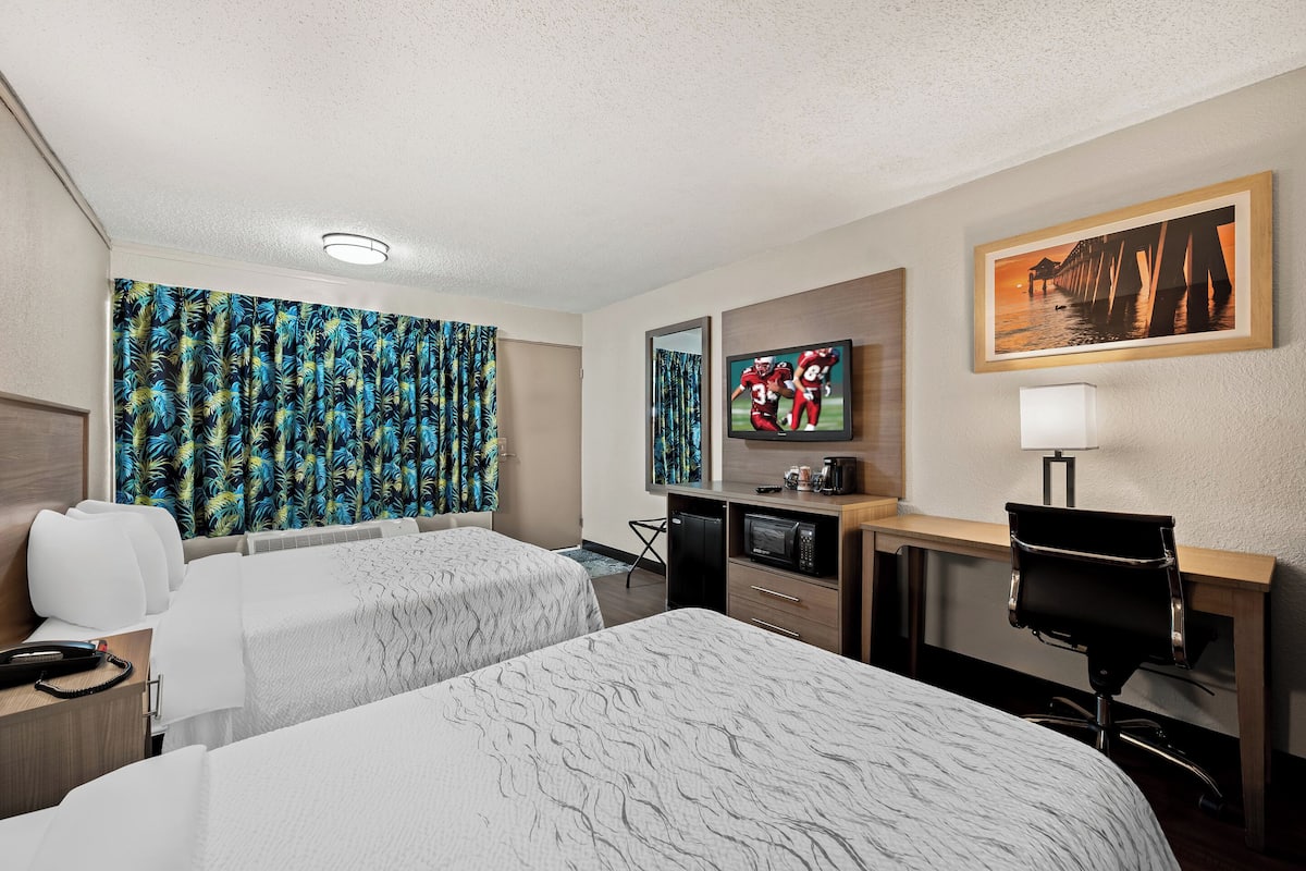 Standard Room, 2 Double Beds, Accessible, Poolside (Smoke Free) | 1 bedroom, desk, laptop workspace, blackout drapes