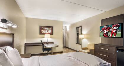 Red Roof Inn PLUS+ Boston - Woburn/ Burlington