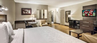 波士顿 - 沃本/伯灵顿红屋顶普拉斯酒店